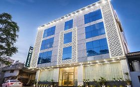Hotel D'Capitol-Delhi Airport
